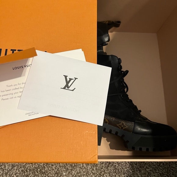 Louis Vuitton Laureate Platform Desert Boot - Picture 5 of 15